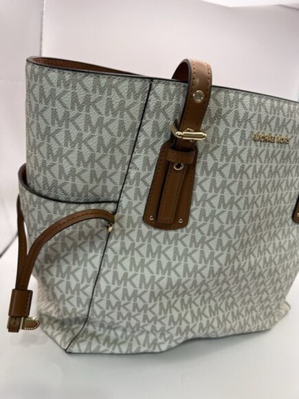 Womens Michael Kors Pebble Leather Shoulder Handbag - Picture 2 of 10